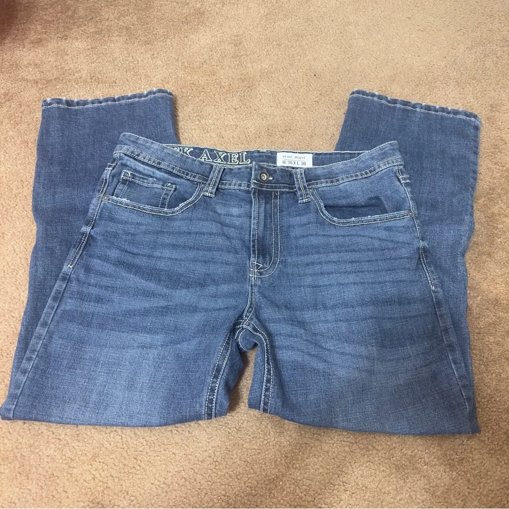 🎉BOGO 1/2 NWOT Men's Blue Jeans Sz 36X30 - Picture 2 of 9